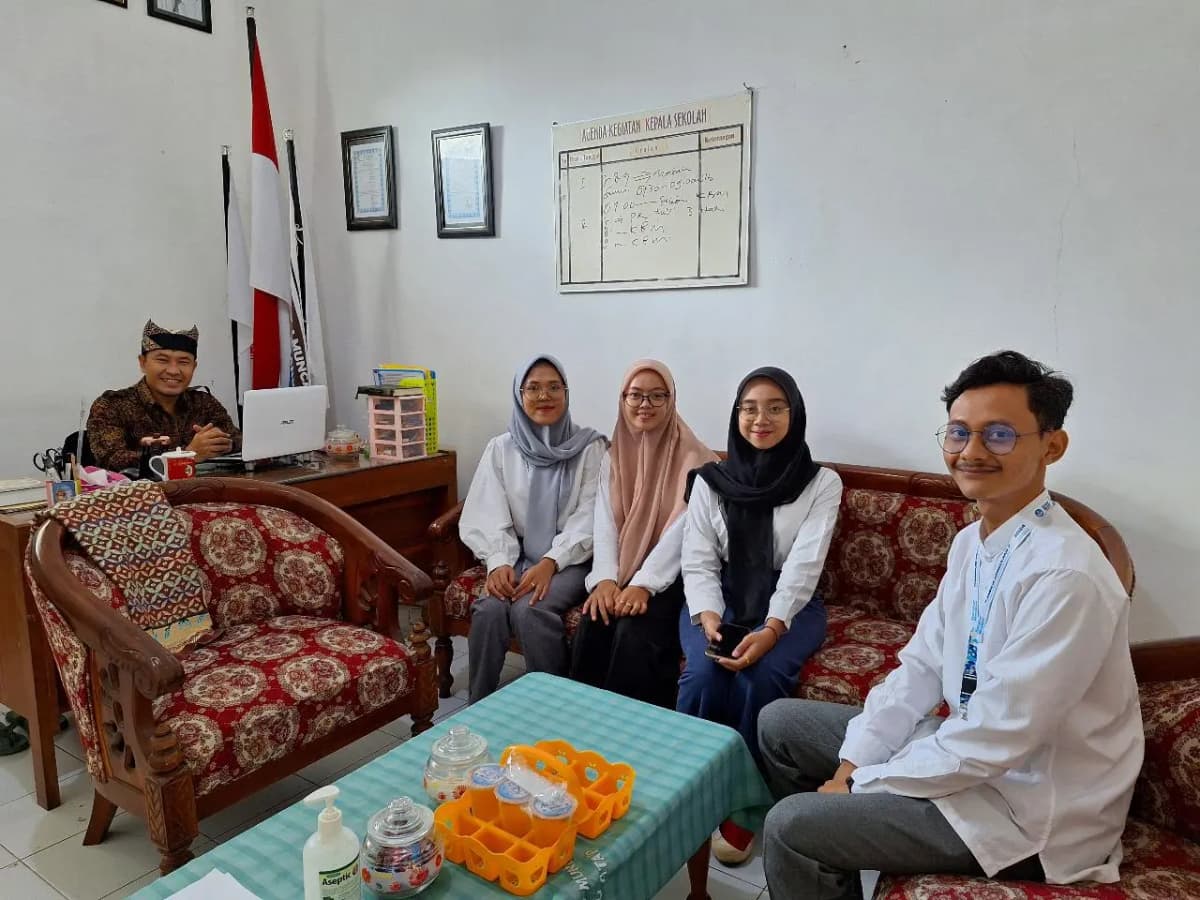 Kreativitas dan Kolaborasi: Menjadi Lebih Baik Bersama Mahasiswa Kampus Mengajar 7