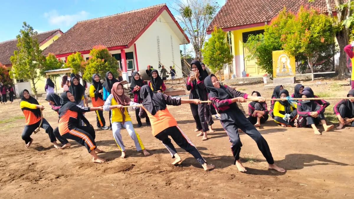 foto suasana lomba kemerdekaan yang di ikuti siswa siswi