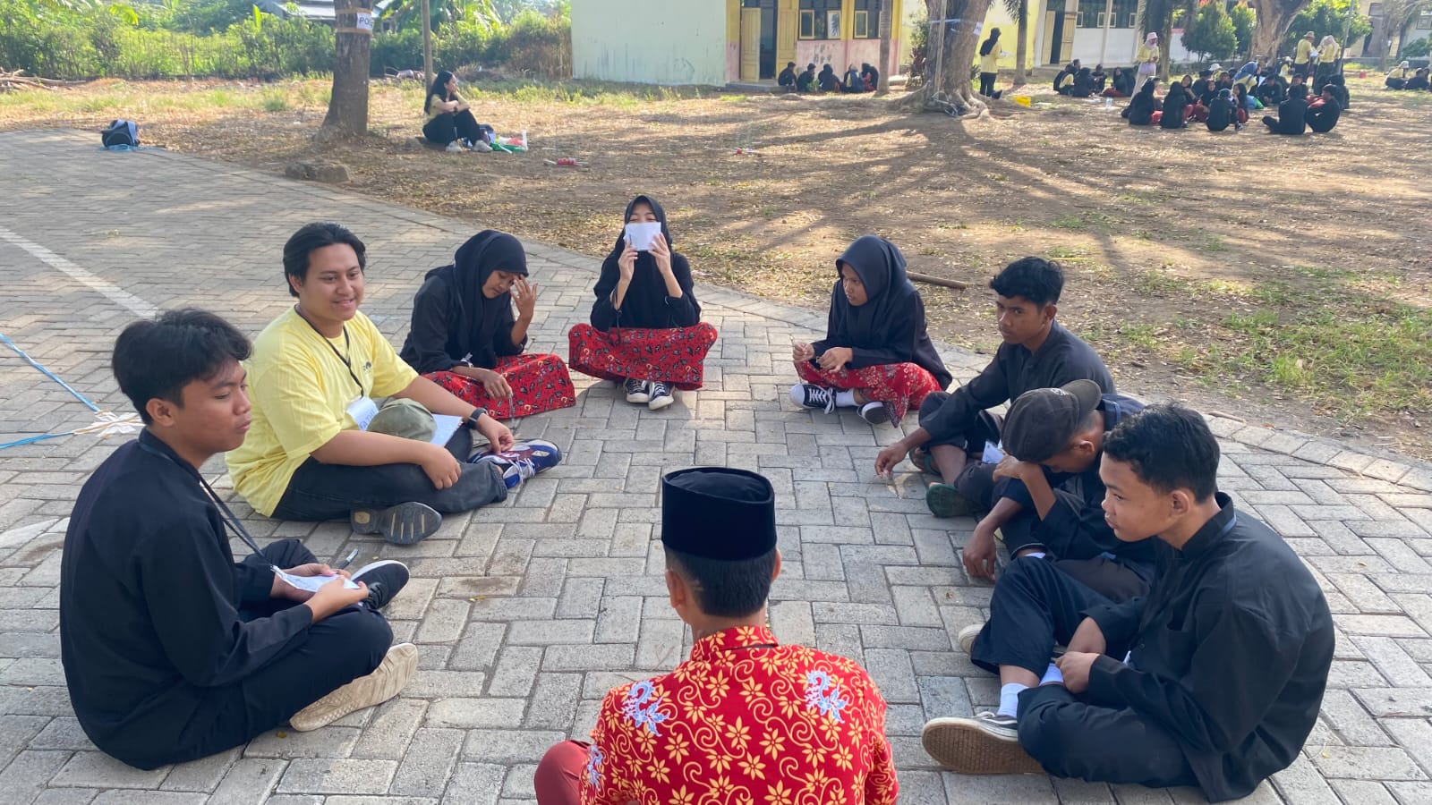 Pelatihan Adaptabilitas Karier Remaja Berbasis Permainan Outdoor